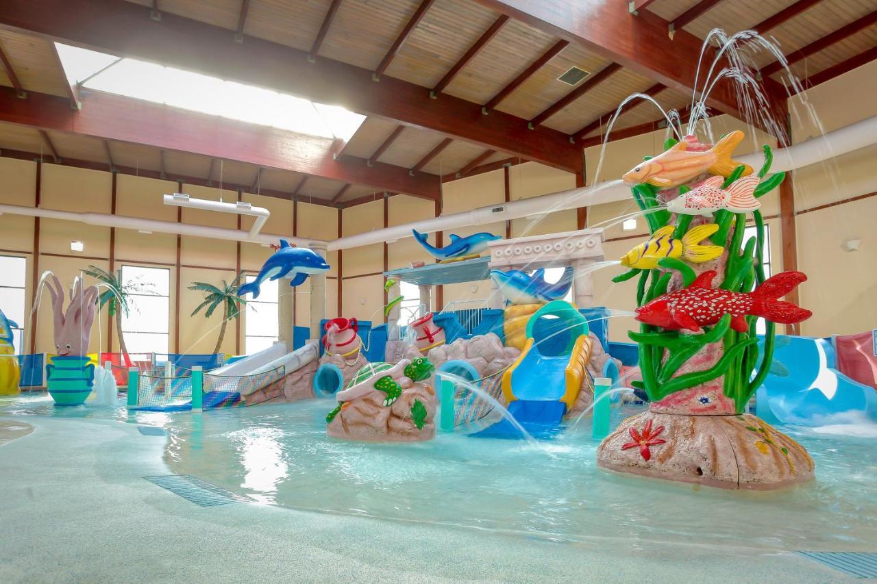 Grand Marquis Waterpark Hotel & Suites Лейк-Делтон Екстер'єр фото