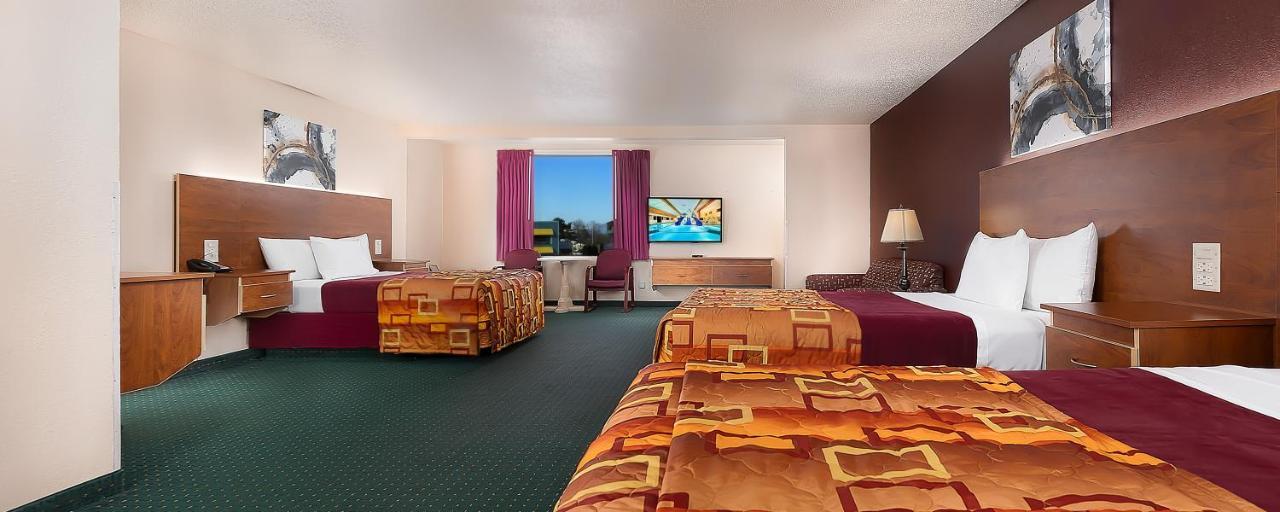 Grand Marquis Waterpark Hotel & Suites Лейк-Делтон Екстер'єр фото
